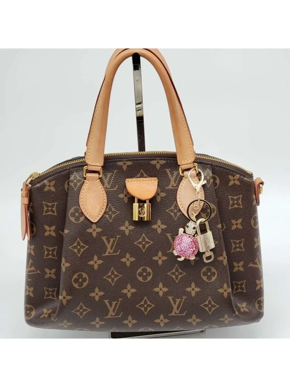 Louis Vuitton Gold Lock 🔒 Authentic LV Key + Unbranded Turtle Bag Charm
